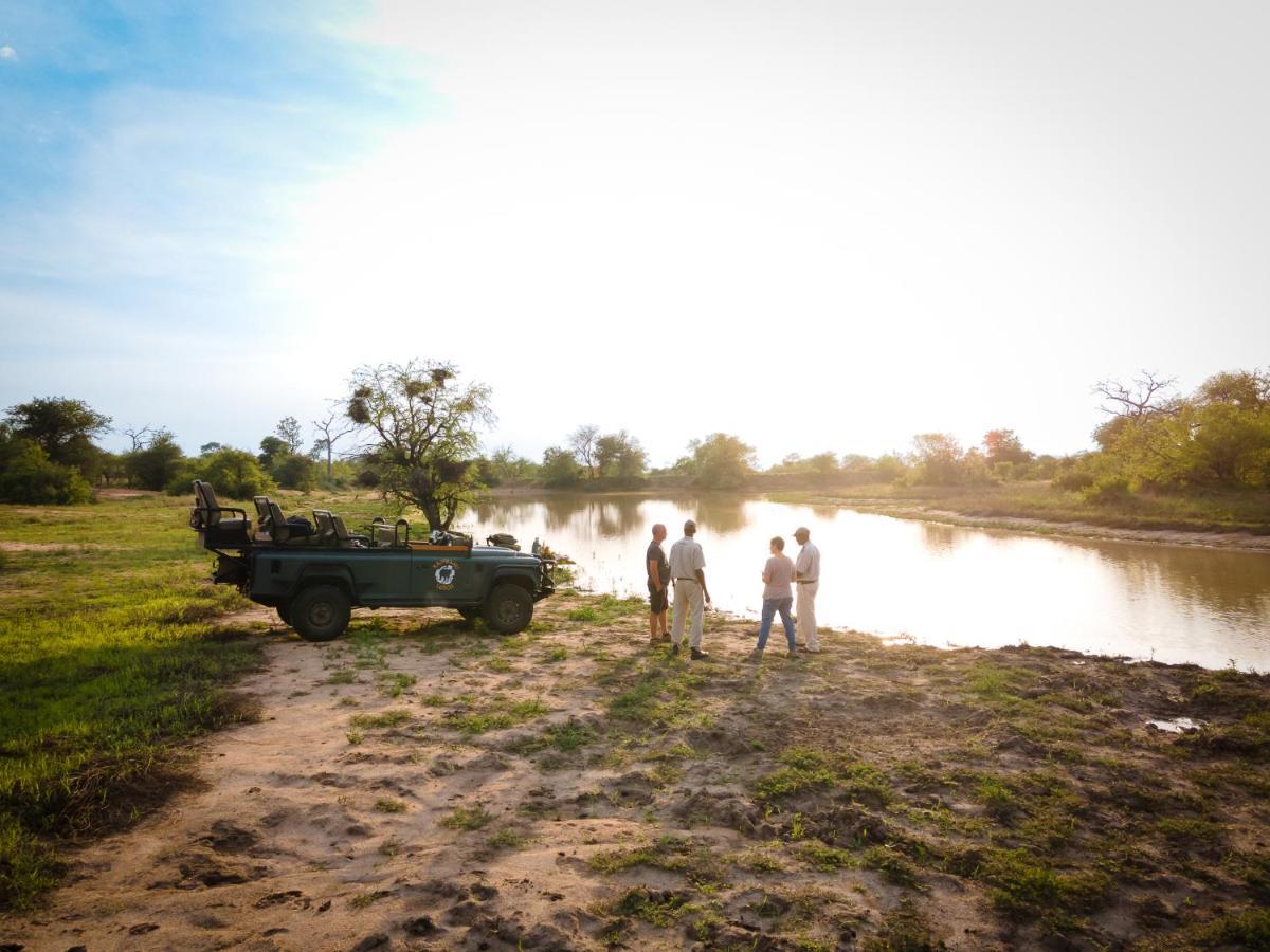 Kambaku Safari Lodge Timbavati viltreservat Exteriör bild