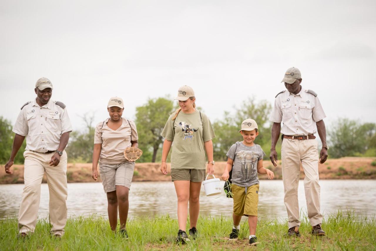 Kambaku Safari Lodge Timbavati viltreservat Exteriör bild