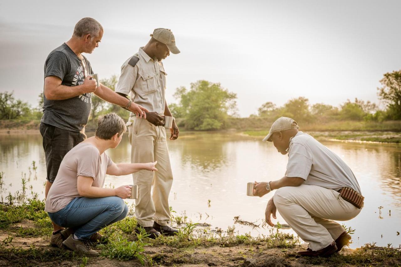 Kambaku Safari Lodge Timbavati viltreservat Exteriör bild