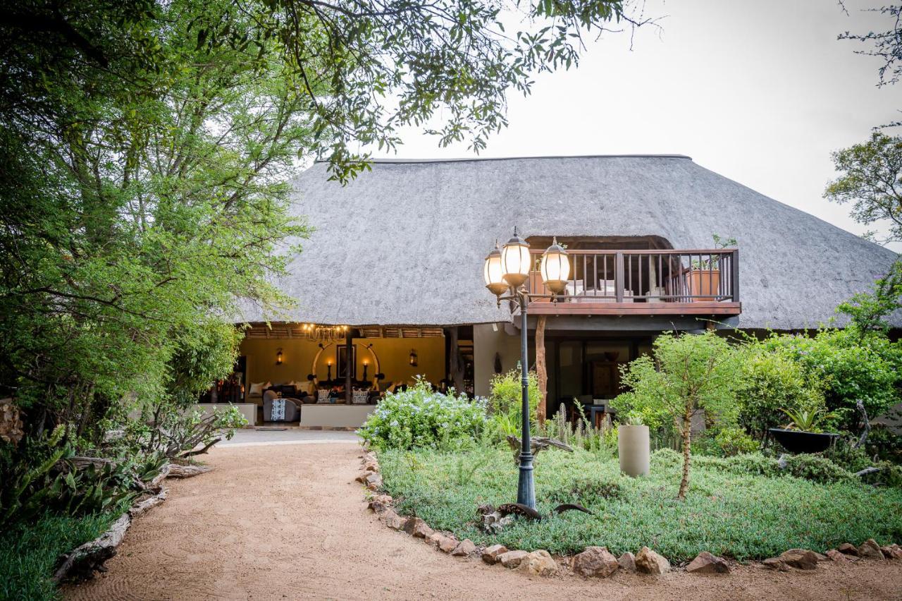 Kambaku Safari Lodge Timbavati viltreservat Exteriör bild